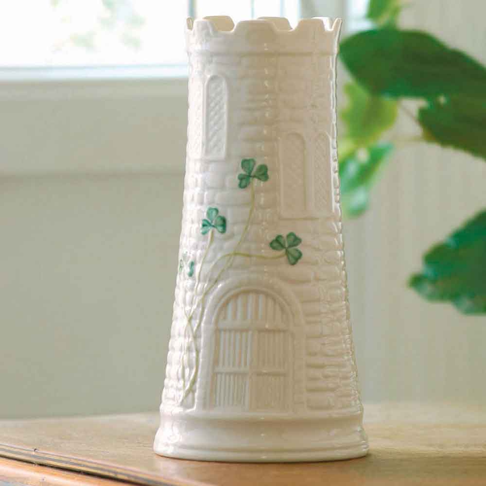 belleek vase - 7.7" castle