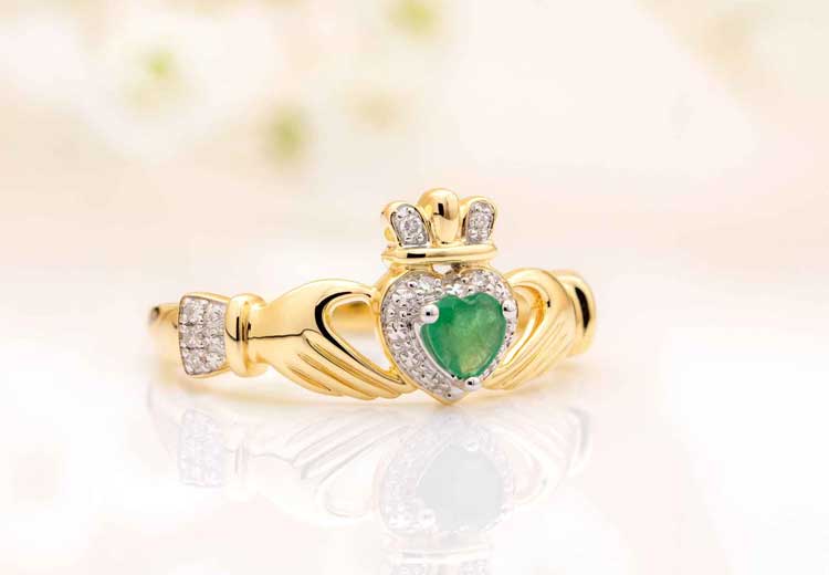 14k Gold Diamond Emerald Heart Claddagh Ring