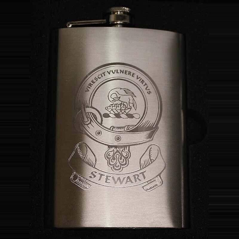 coat of arms personalized 8oz clan hip premium flask