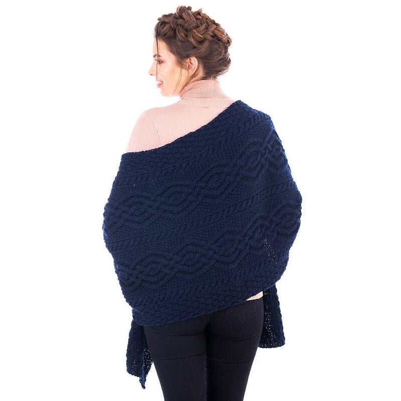 irish shawl | classic aran cable knit merino wool ladies shawl