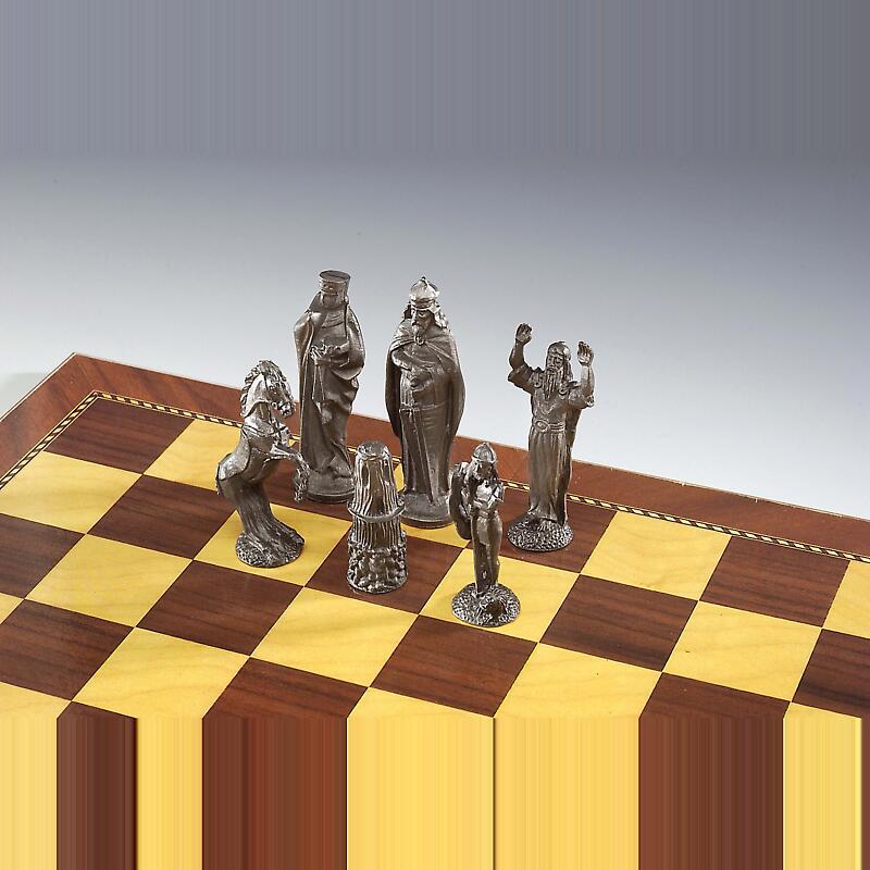 irish pewter celtic chess set & wooden board