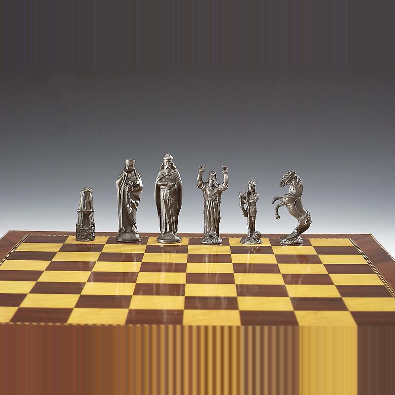 irish pewter celtic chess set & wooden board