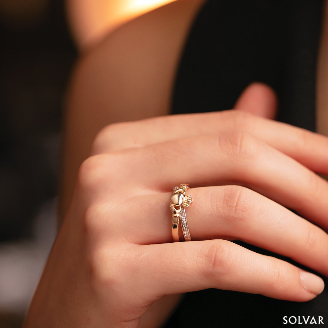 irish rings | 14k gold ladies diamond crossover claddagh ring