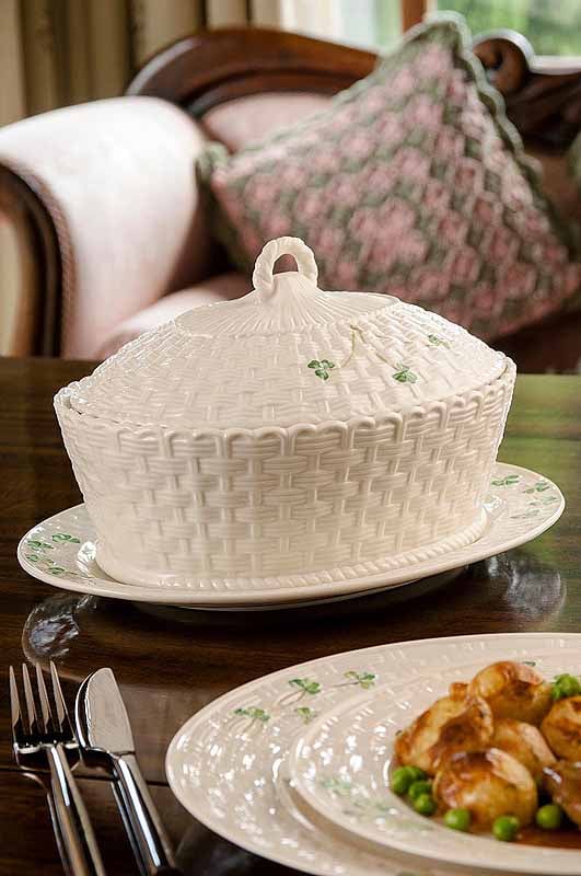 Product image for Belleek Shamrock Oval Covered Dish
