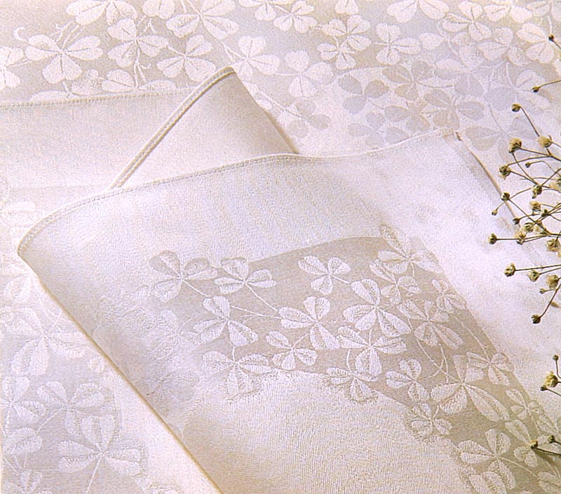 Product image for Irish Linen Damask Oval Shamrock Tablecloth