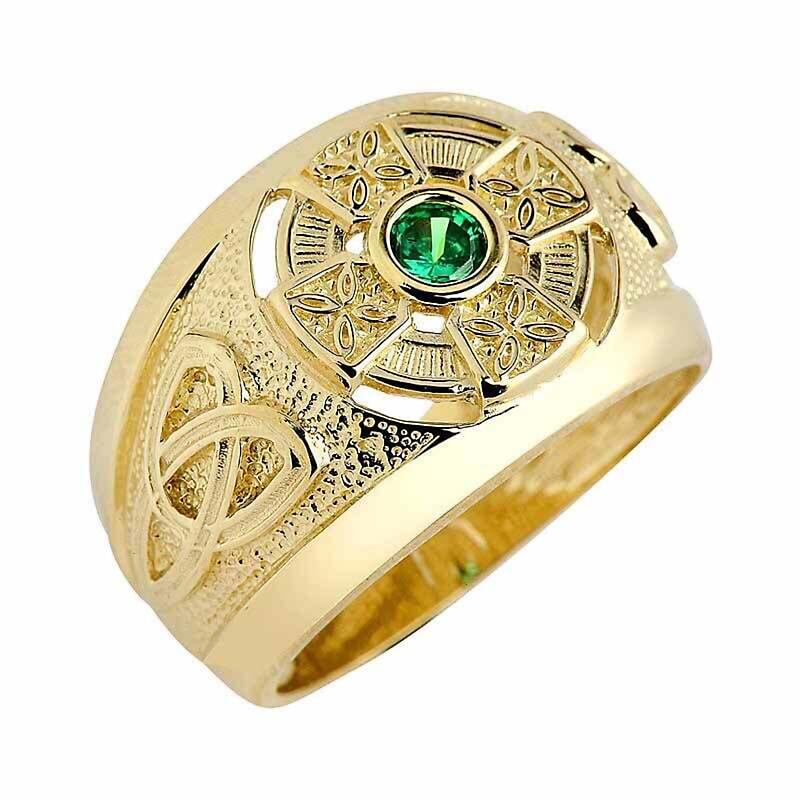 Celtic Ring - Men's Yellow Gold Celtic Ring with Emerald