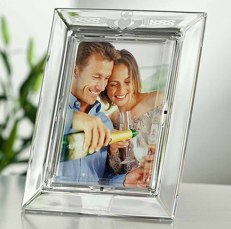 Product image for Galway Crystal Claddagh 5 x 7 Photo Frame