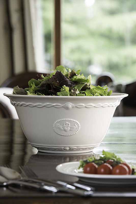 Product image for Belleek Claddagh Serving Bowl