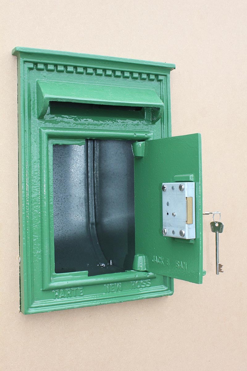 Product image for Irish Cast Iron Mail Box Green with Gold Harp