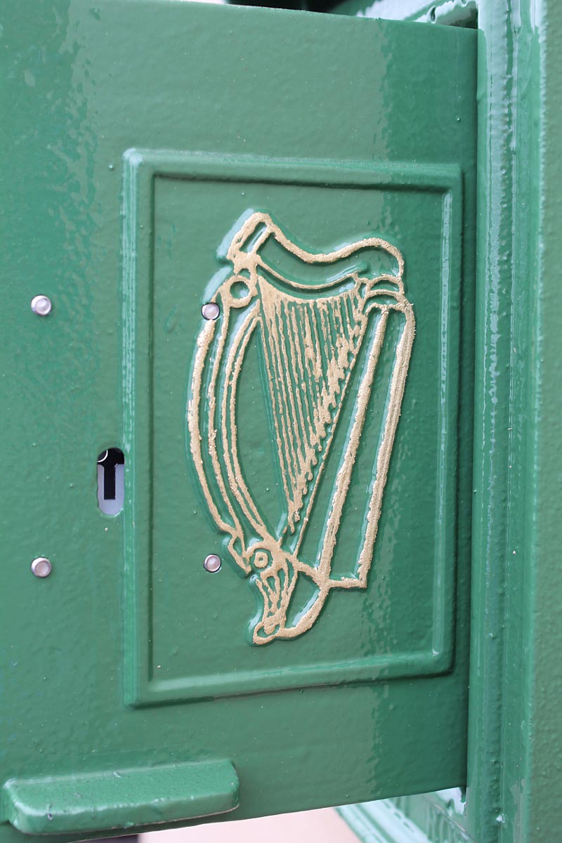 Product image for Irish Cast Iron Mail Box Green with Gold Harp