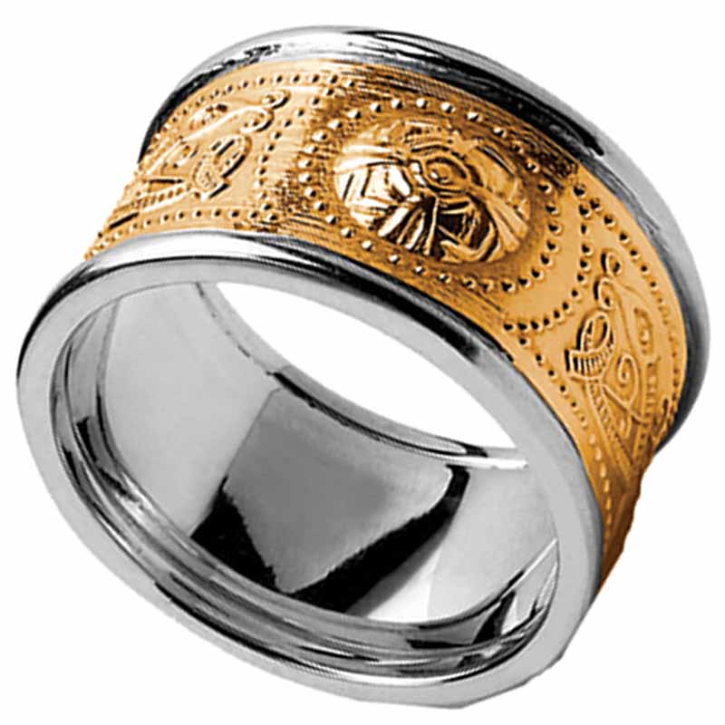 Wed37 Mens Irish Warrior Shield Yellow Gold White Rims Celtic Wedding Ring 