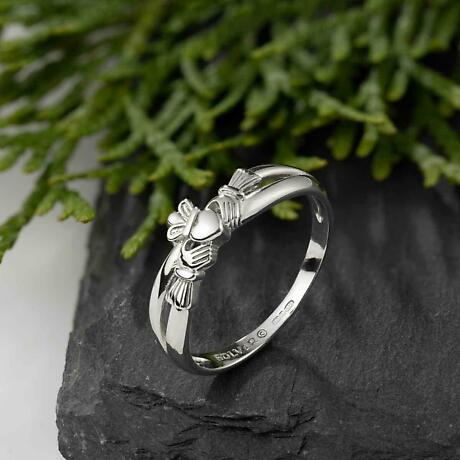 Alternate Image 1 for Claddagh Ring - Ladies Sterling Silver Claddagh Kiss