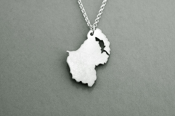 select-CJIRISHCOUNTYPENDANT-DOWN